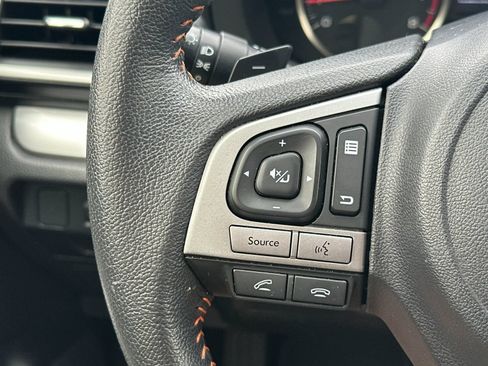 Used 2017 Subaru Crosstrek 2.0i Premium w/ Moonroof Package AWD/4WD image 21