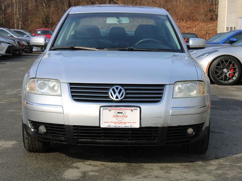 Used 2004 Volkswagen Passat GLS image 2