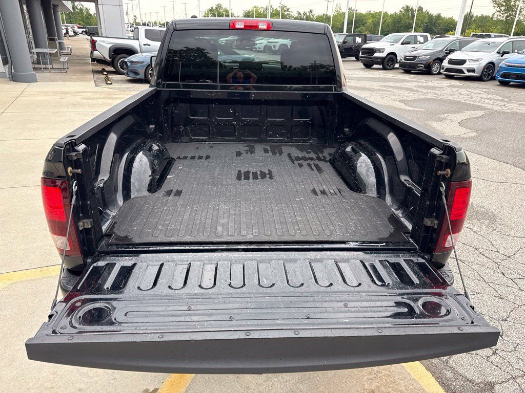 Used 2014 RAM 1500 Express w/ Black Ram 1500 Express Group AWD/4WD image 16