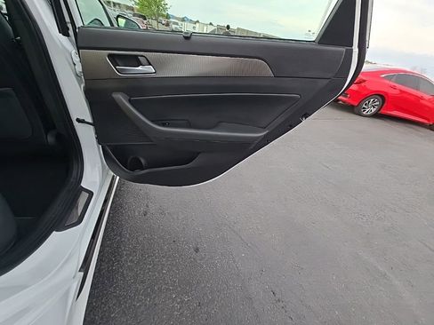 Used 2019 Hyundai Sonata Limited image 29