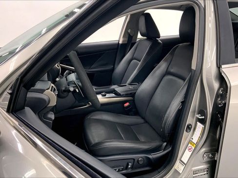Used 2014 Lexus IS 250 RWD image 21