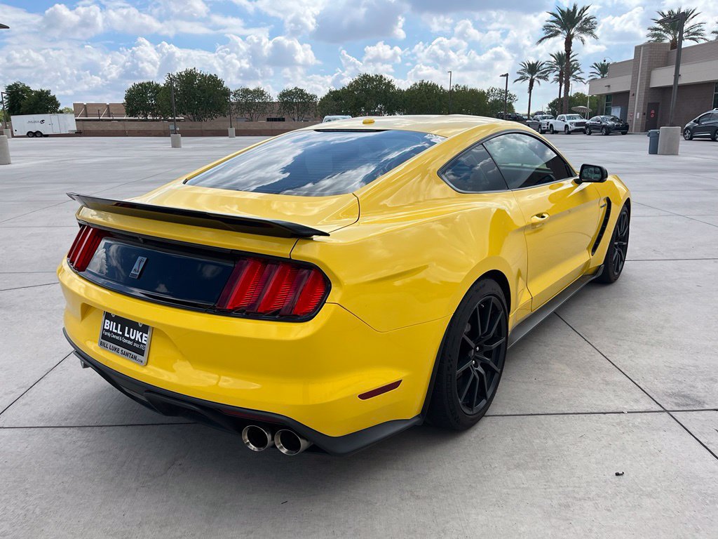 Used 2017 Ford Mustang Shelby GT350 RWD image 5