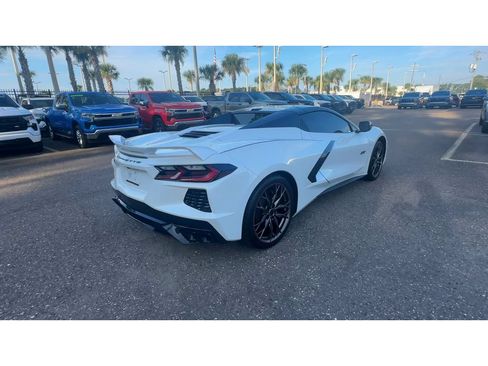 Used 2023 Chevrolet Corvette Stingray Premium Conv w/ Z51 Performance Package RWD image 2