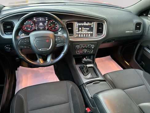 Used 2021 Dodge Charger SXT w/ Blacktop Package AWD/4WD image 23