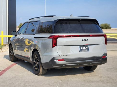 New 2026 Kia Carnival SX Prestige image 3