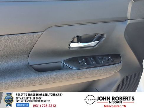 Certified 2025 Nissan Kicks SV image 26