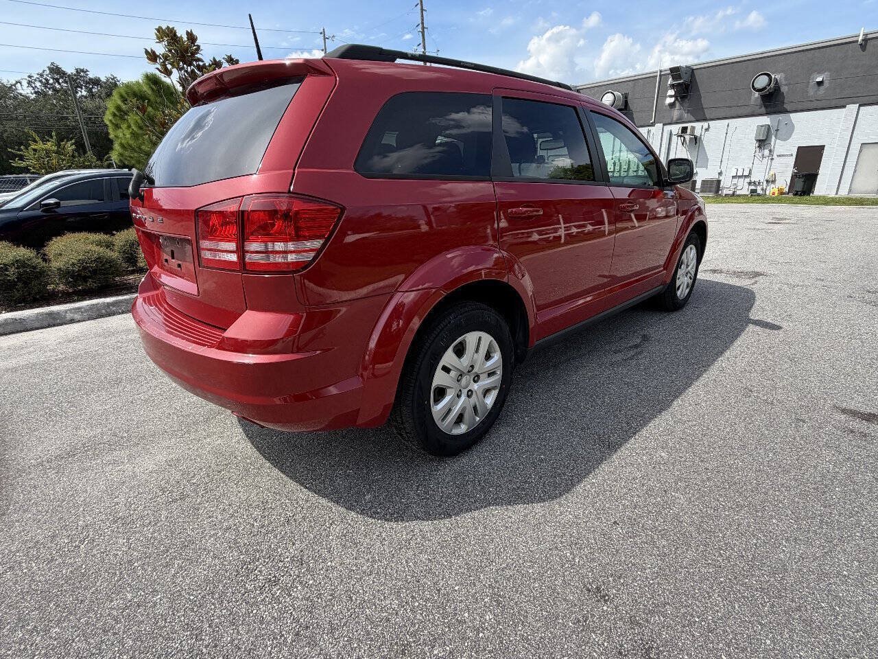 Used 2018 Dodge Journey SE FWD image 7
