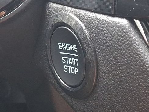 Used 2025 Ford Escape ST-Line AWD/4WD image 25