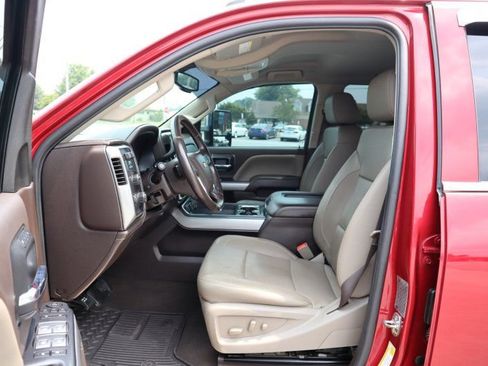 Used 2019 Chevrolet Silverado 3500 LTZ w/ Duramax Plus Package AWD/4WD image 10