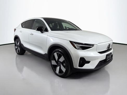 Certified 2023 Volvo C40 P8 Recharge Plus w/ Climate Package AWD/4WD image 3