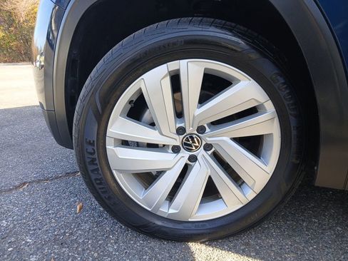 Used 2023 Volkswagen Atlas Cross Sport SE image 26