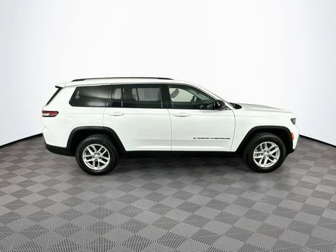 Certified 2022 Jeep Grand Cherokee L Laredo w/ Luxury Tech Group I AWD/4WD image 13