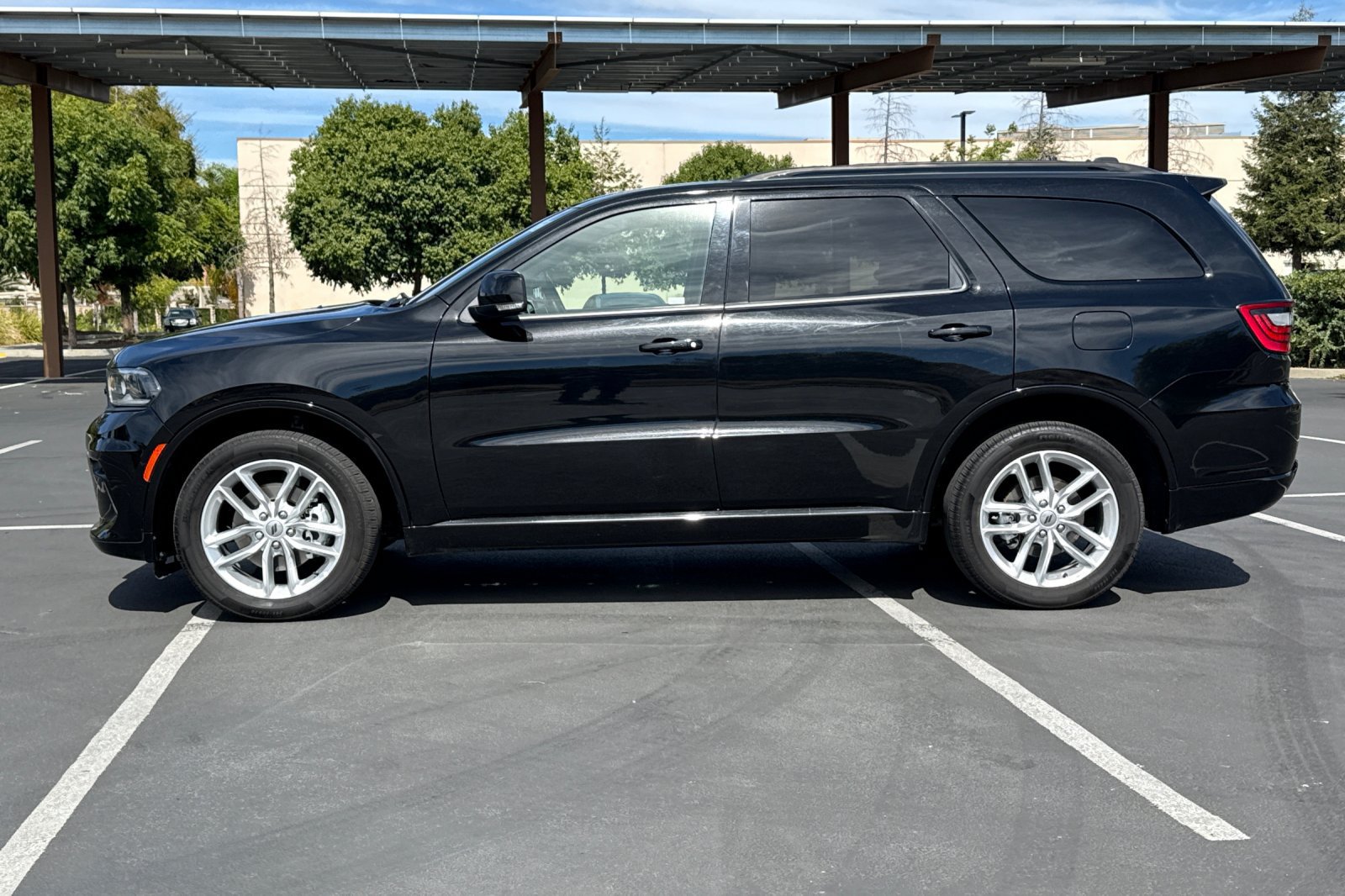 Used 2024 Dodge Durango GT AWD/4WD image 13