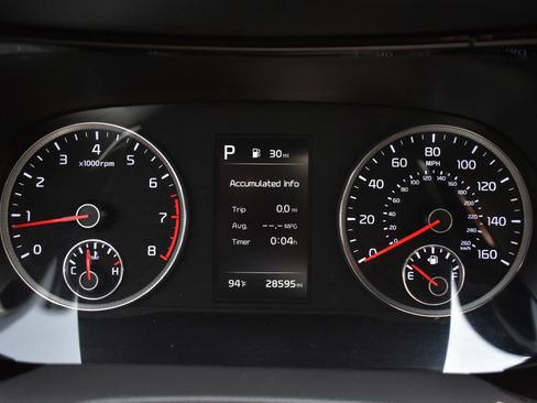 Used 2024 Kia K5 GT-Line FWD image 32
