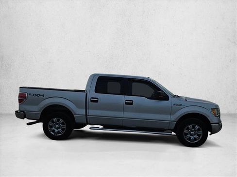 Used 2010 Ford F150 XLT image 4