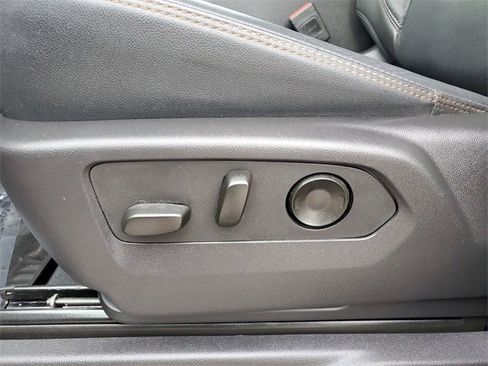 Used 2025 GMC Sierra 2500 AT4 w/ AT4 Premium Plus Package image 20