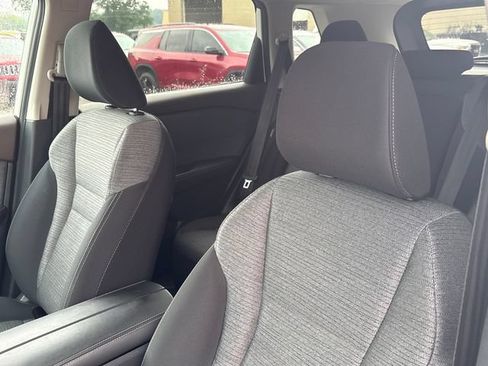 Used 2021 Nissan Rogue SV AWD/4WD image 9