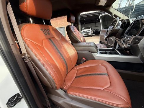 Used 2022 Ford F250 King Ranch w/ Chrome Package image 19