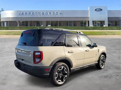 Used 2024 Ford Bronco Sport Outer Banks w/ Tech Package image 4