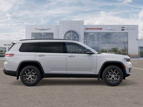 New 2025 Jeep Grand Cherokee L Limited image 21