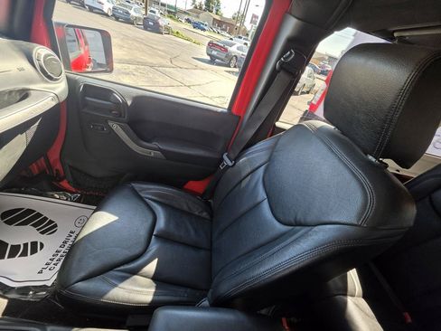 Used 2017 Jeep Wrangler Unlimited Sport w/ Quick Order Package 24S AWD/4WD image 27