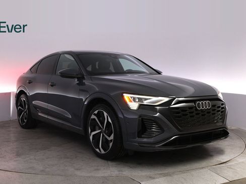 Used 2024 Audi Q8 e-tron Premium Plus AWD/4WD image 13