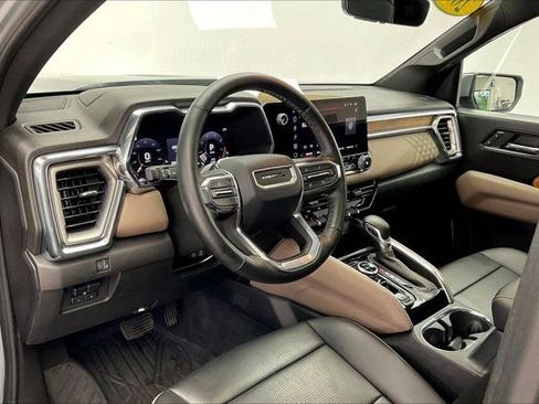 Used 2023 GMC Canyon Denali image 14