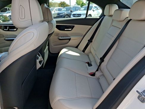 Certified 2023 Mercedes-Benz C 300 4MATIC Sedan image 10