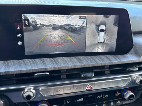 Used 2023 Kia Telluride SX image 31