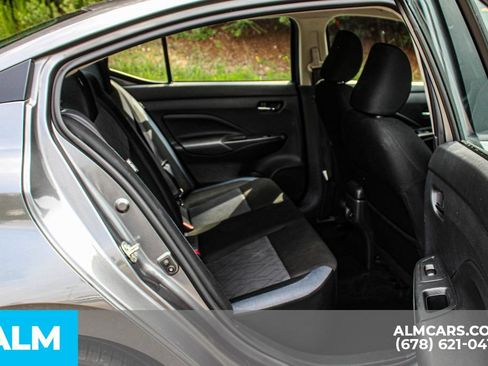 Used 2024 Nissan Versa SV FWD image 18