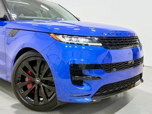 Used 2025 Land Rover Range Rover Sport Autobiography AWD/4WD image 4