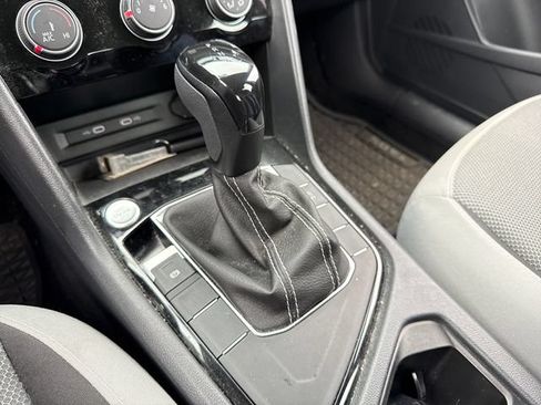 Certified 2023 Volkswagen Taos S FWD image 30