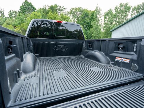 Used 2018 Ford F150 XLT w/ Equipment Group 302A Luxury AWD/4WD image 27