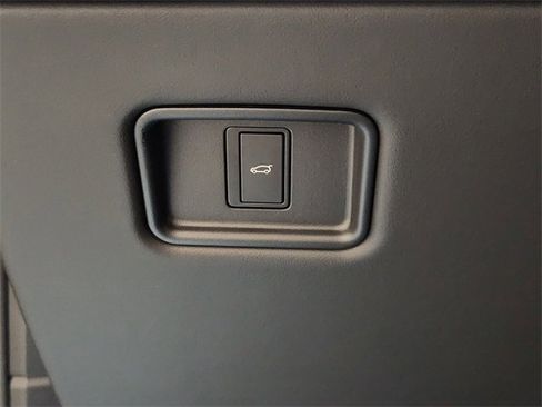 New 2026 Land Rover Range Rover Sport SE image 21