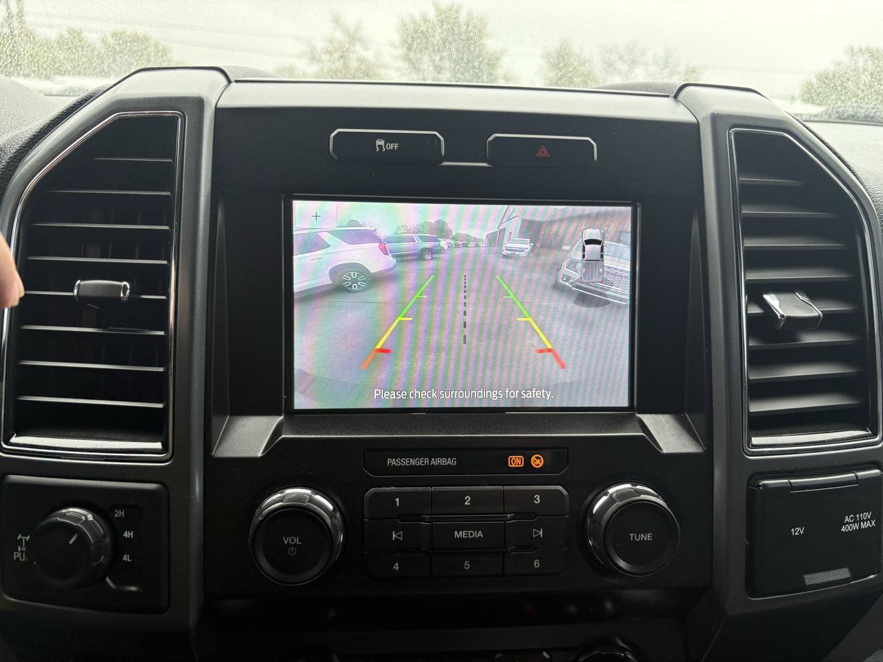 Used 2021 Ford F250 XLT w/ XLT Premium Package AWD/4WD image 27