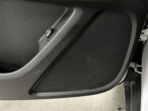 Certified 2023 Chevrolet Traverse LT image 23