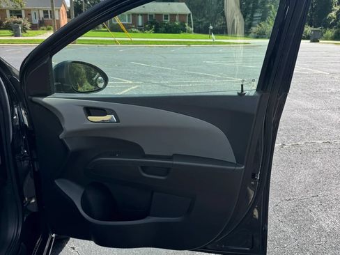 Used 2015 Chevrolet Sonic LT FWD image 19