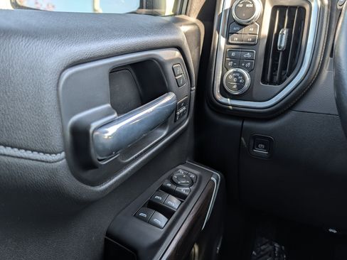 Used 2021 GMC Sierra 1500 SLT w/ SLT Premium Plus Package AWD/4WD image 23