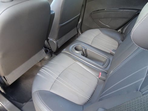 Used 2015 Chevrolet Spark LS image 17