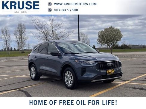 Used 2024 Ford Escape Active AWD/4WD image 1