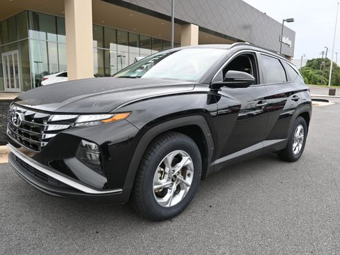 Certified 2023 Hyundai Tucson SEL image 2