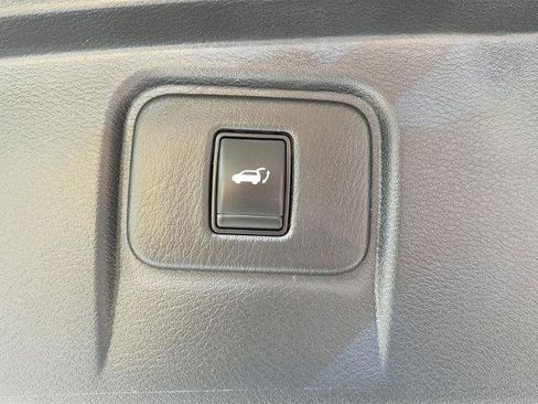 Certified 2023 Nissan Murano Platinum w/ Cargo Package FWD image 10