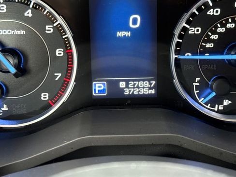 Used 2022 Subaru Ascent Limited image 12