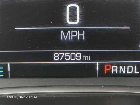 Used 2018 Chevrolet Traverse LT image 33