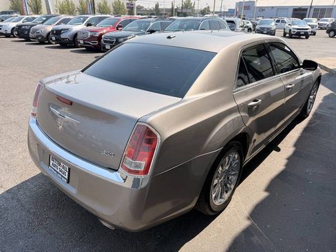 Used 2014 Chrysler 300 Touring w/ Quick Order Package 22F RWD image 5