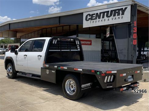 Used 2024 GMC Sierra 3500 Pro w/ Convenience Package AWD/4WD image 6