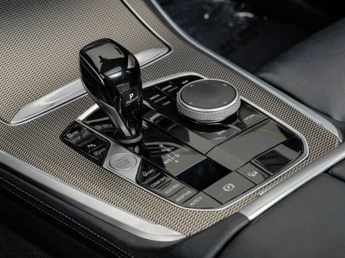 Used 2019 BMW X5 xDrive40i w/ M Sport Package image 29