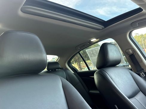 Used 2016 INFINITI Q50 Premium image 17