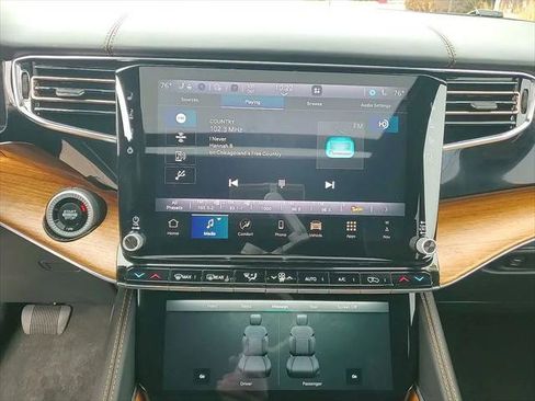 Certified 2024 Jeep Grand Wagoneer L Series III AWD/4WD image 34