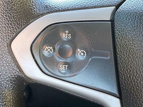 Used 2020 Chevrolet Colorado W/T w/ WT Convenience Package RWD image 18